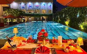 Hotel Grand Zuri Dumai 4*