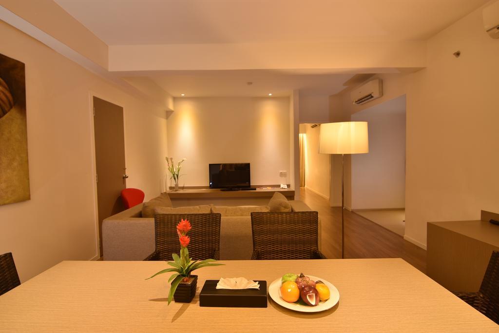 Grand Zuri Dumai Hotel Exterior photo